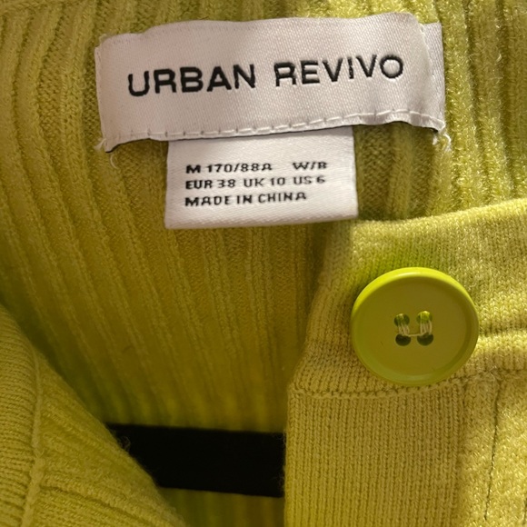 Long sleeve button Y2k style top Neon green apple yellow - Picture 5 of 5